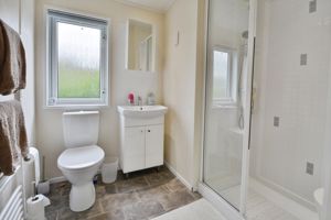 Shower room- click for photo gallery